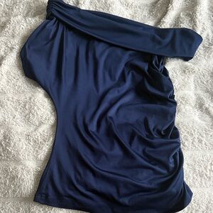 NWT Mixology Top Navy Blue